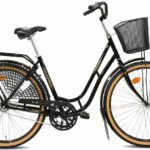 Helkama Aino on klassinen musta polkupyörä matalalla jalannostokorkeudella ja ylevällä pystyasennolla.