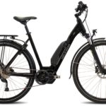 Skandinaavisen muodokas Helkama CE9 on sähköpyöräkaunotar, joka kääntää katseet työmatkoilla, kaupunkiajelulla sekä kauppareissuilla.