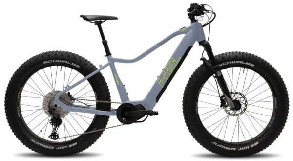 Helkama FE12 e-Fatbike sähköpyörä EP801 jousto-keulalla tarjoaa huimaa menoa hiekalle tai metsäpoluille.