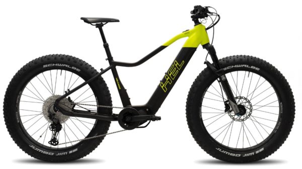 Helkama FE12 e-Fatbike sähköpyörä EP801 jousto-keulalla tarjoaa huimaa menoa hiekalle tai metsäpoluille.